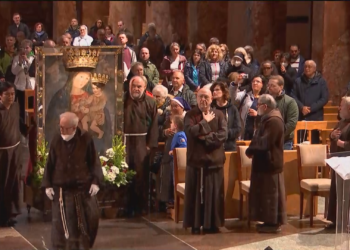 Santo Rosario dei giovani a San Giovanni Rotondo: “Il Papa convoca i giovani”