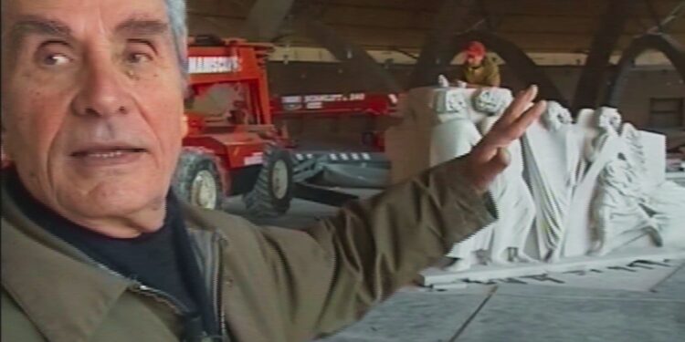 Addio a Giuliano Vangi: il gigante dell’arte che ha realizzato l’ambone della nuova Chiesa di San Pio da Pietrelcina