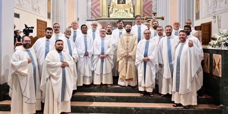 Un giorno di festa per la Provincia religiosa: l’ordinazione presbiterale di fr. Matteo Lamparella a Manfredonia