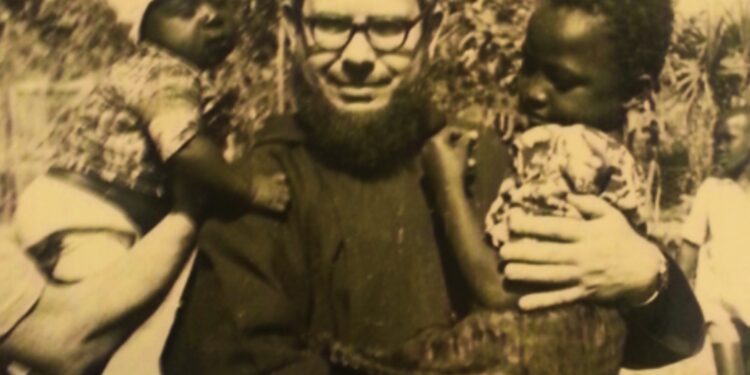 È morto Zizì, fra Eugenio De Girolamo, il confratello di Padre Pio che ha dedicato la sua vita alle Missioni