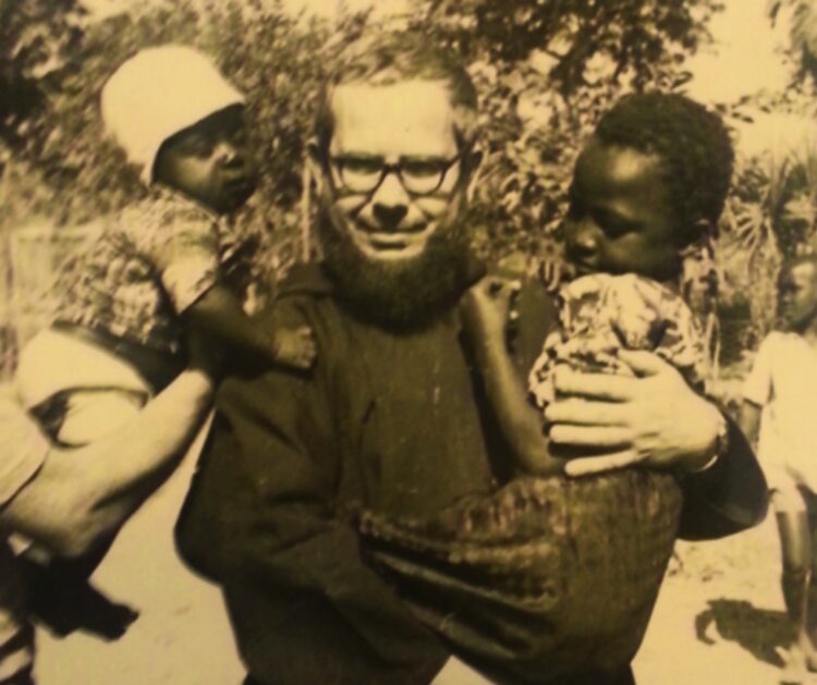 È morto Zizì, fra Eugenio De Girolamo, il confratello di Padre Pio che ha dedicato la sua vita alle Missioni