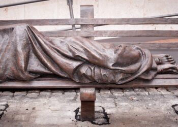 LA POVERTÀ IN UN’ITALIA … SEMPRE PIÙ RICCA