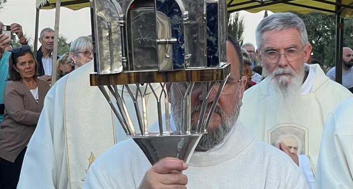 La Chiesa di Sardegna abbraccia il cuore di Padre Pio