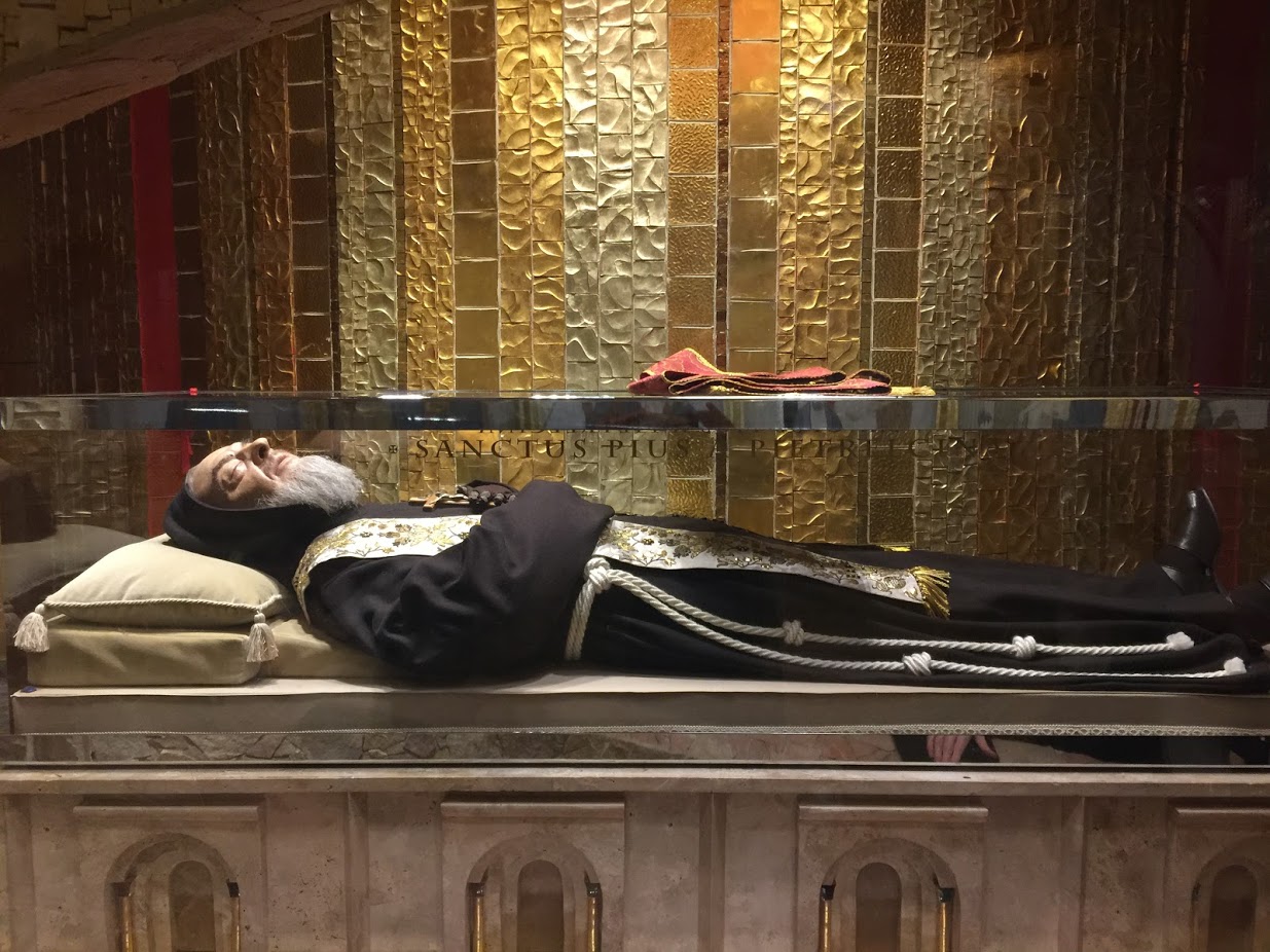 La traslazione di Padre Pio nel suo santuario Teleradio Padre Pio