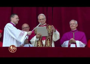 Papa Leone XIV saluta la diocesi di Chiclayo in Perù